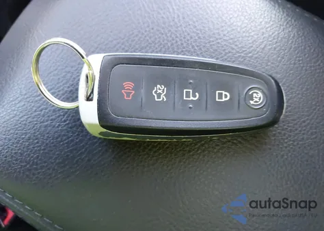 2014 Ford Focus Titanium from USA, damaged, VIN 1FADP3J20EL378488